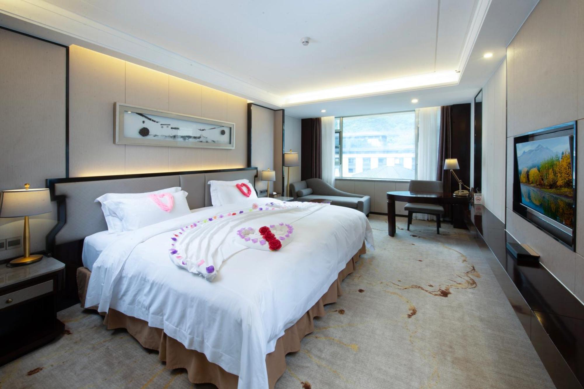 Shenzhen Silver Lake Conference Center Hotel Екстериор снимка